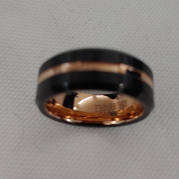 Ring - Picture 2 of 3